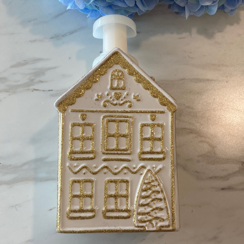 Bath & Body Works Gingerbread House Foaming Soap Dispenser White Gold Glitter - Picture 5 of 12